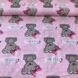 It's a girl lāči uz rozā fona