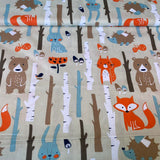 Lapsa, lācis, bērzi, bēšs pamats