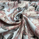 Peonijas, balts pamats, flanelis